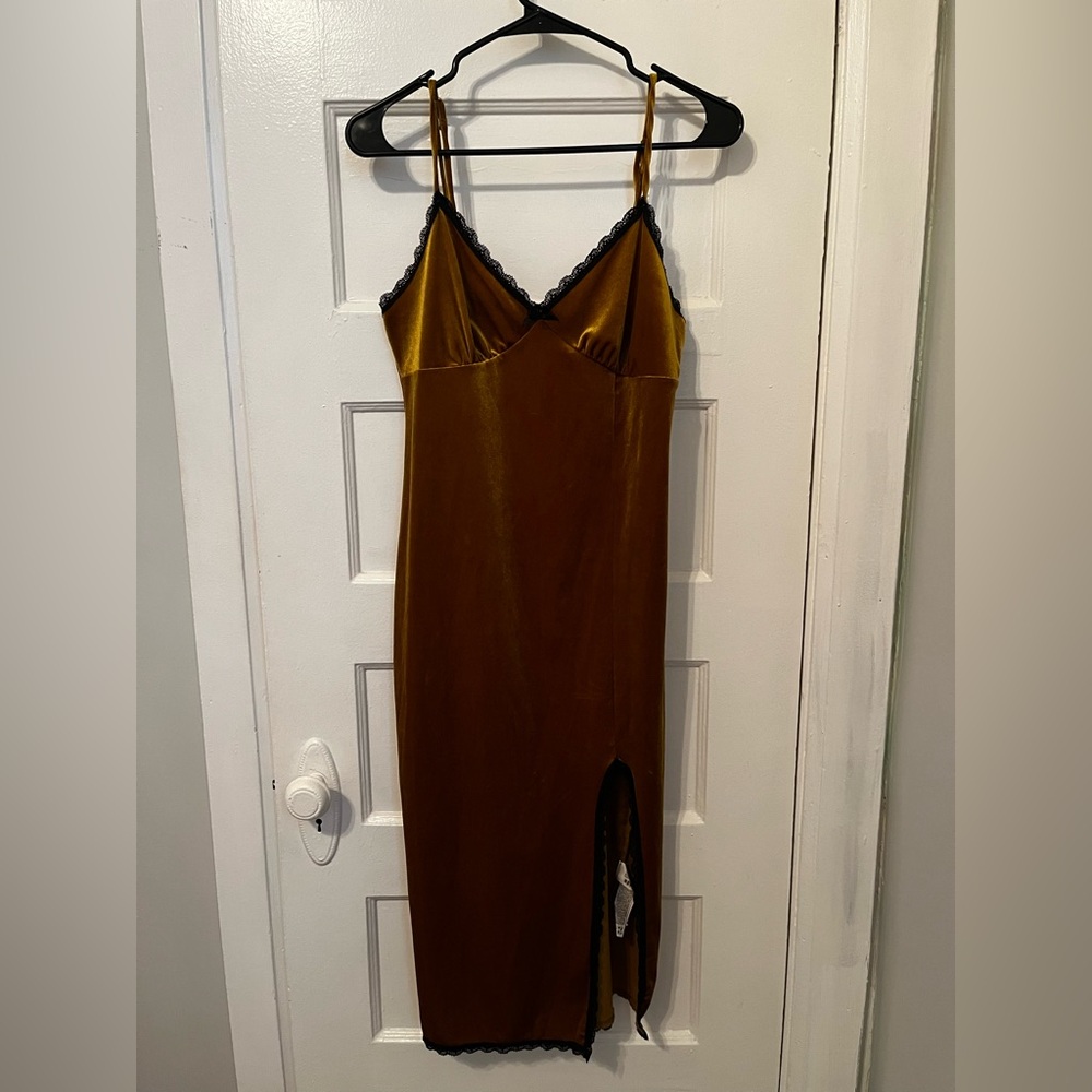 Dark Golden Velvet Sleepwear Lingerie Dress with Black Lace Details